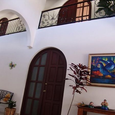 Hotel Executive Managua Esterno foto