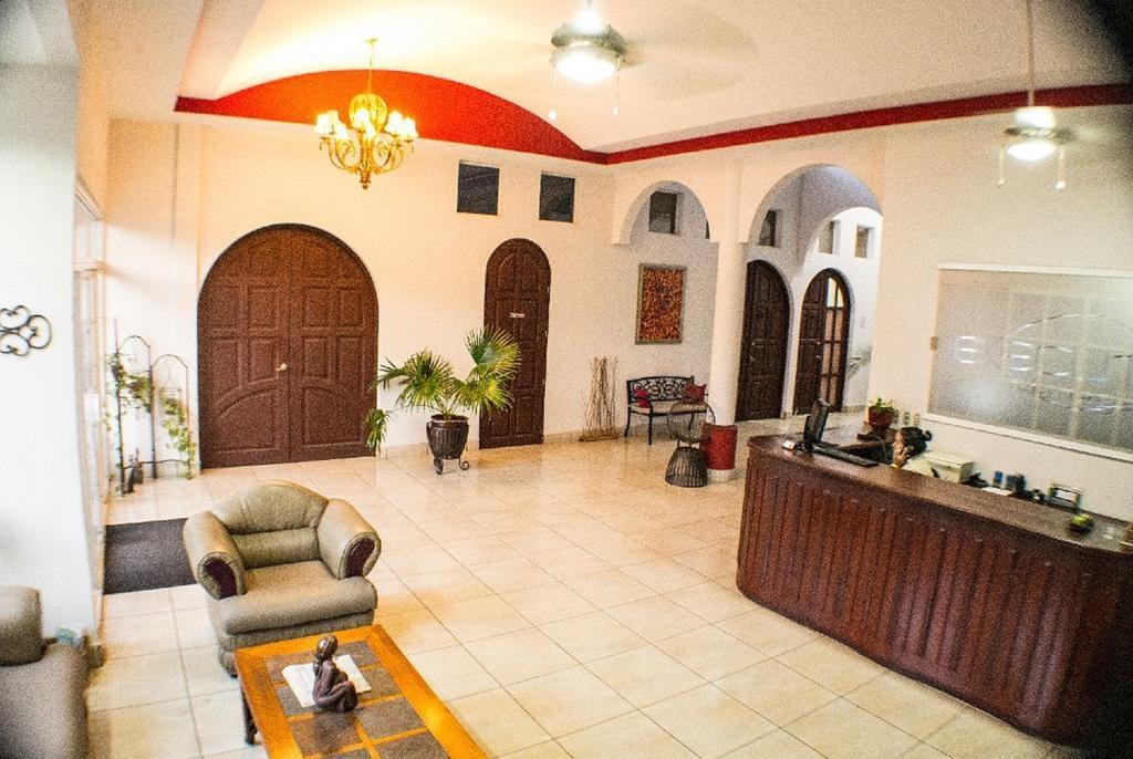 Hotel Executive Managua Esterno foto
